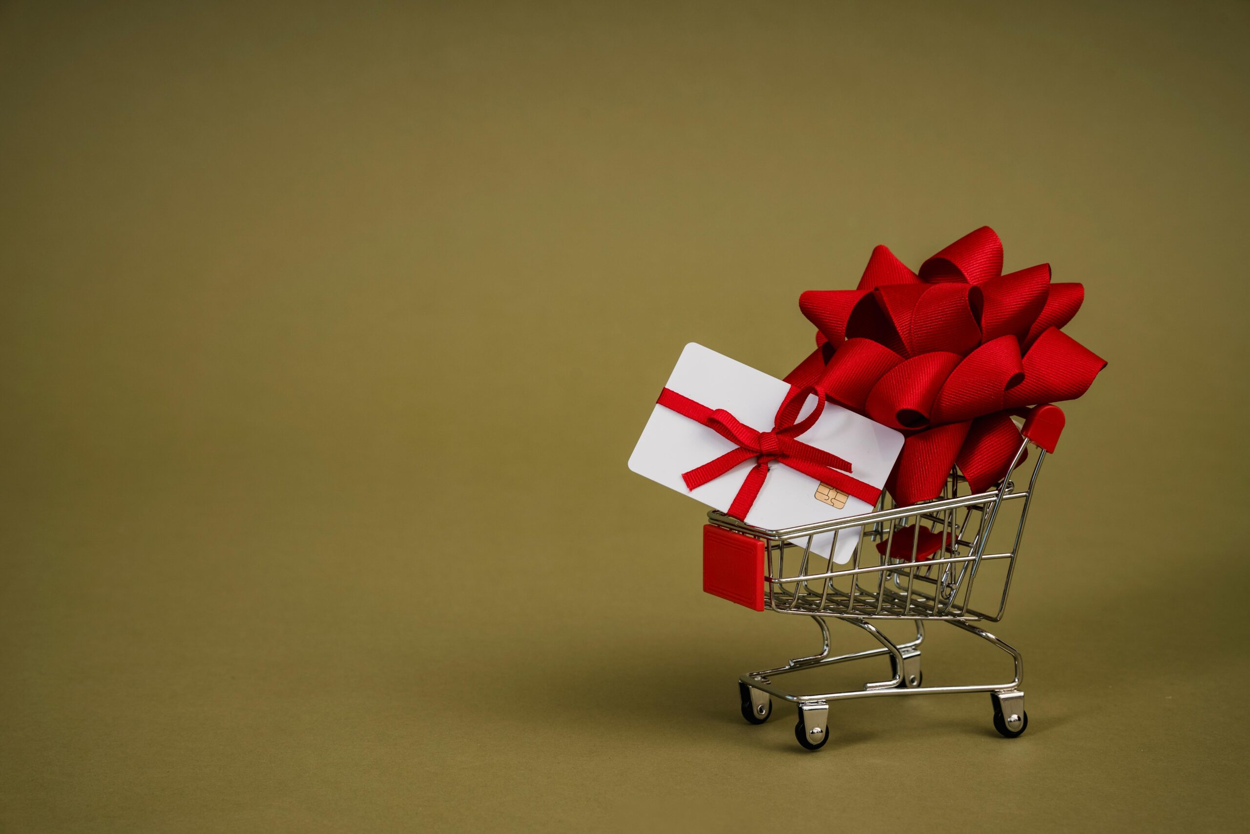 12 Days of Marketing Magic: Elevate Your Holiday Campaigns